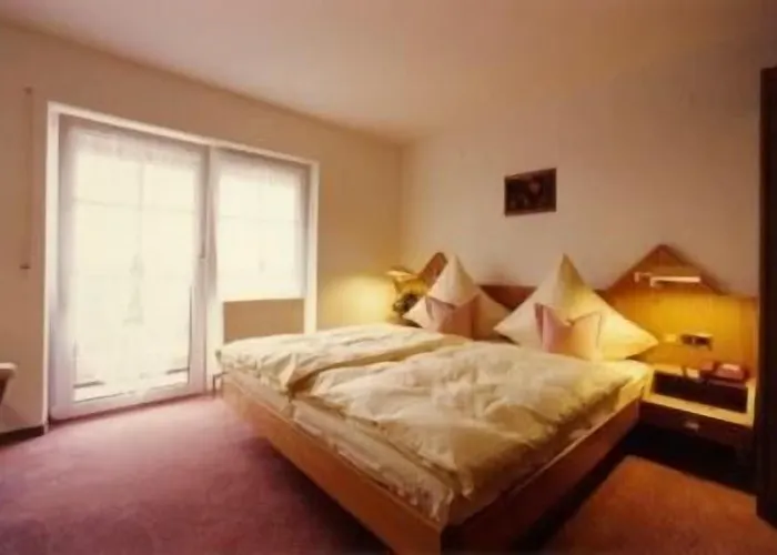 Land-gut-hotel Schweigener Hof ホテル